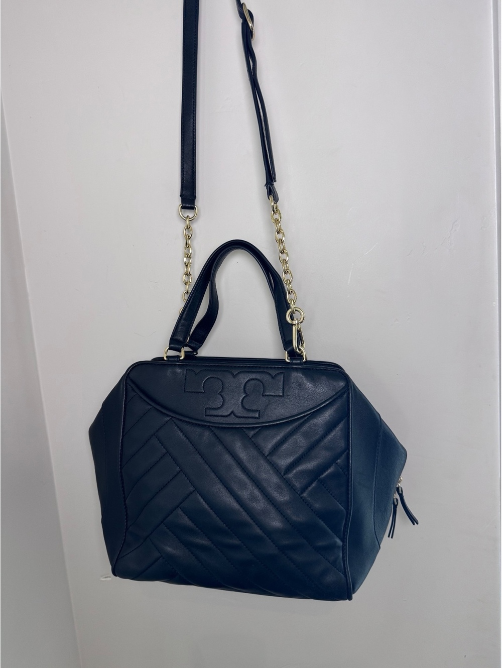 Tory Burch Alexa Black Quilted Leather Satchel Gold Chain Shoulder Bag 50642